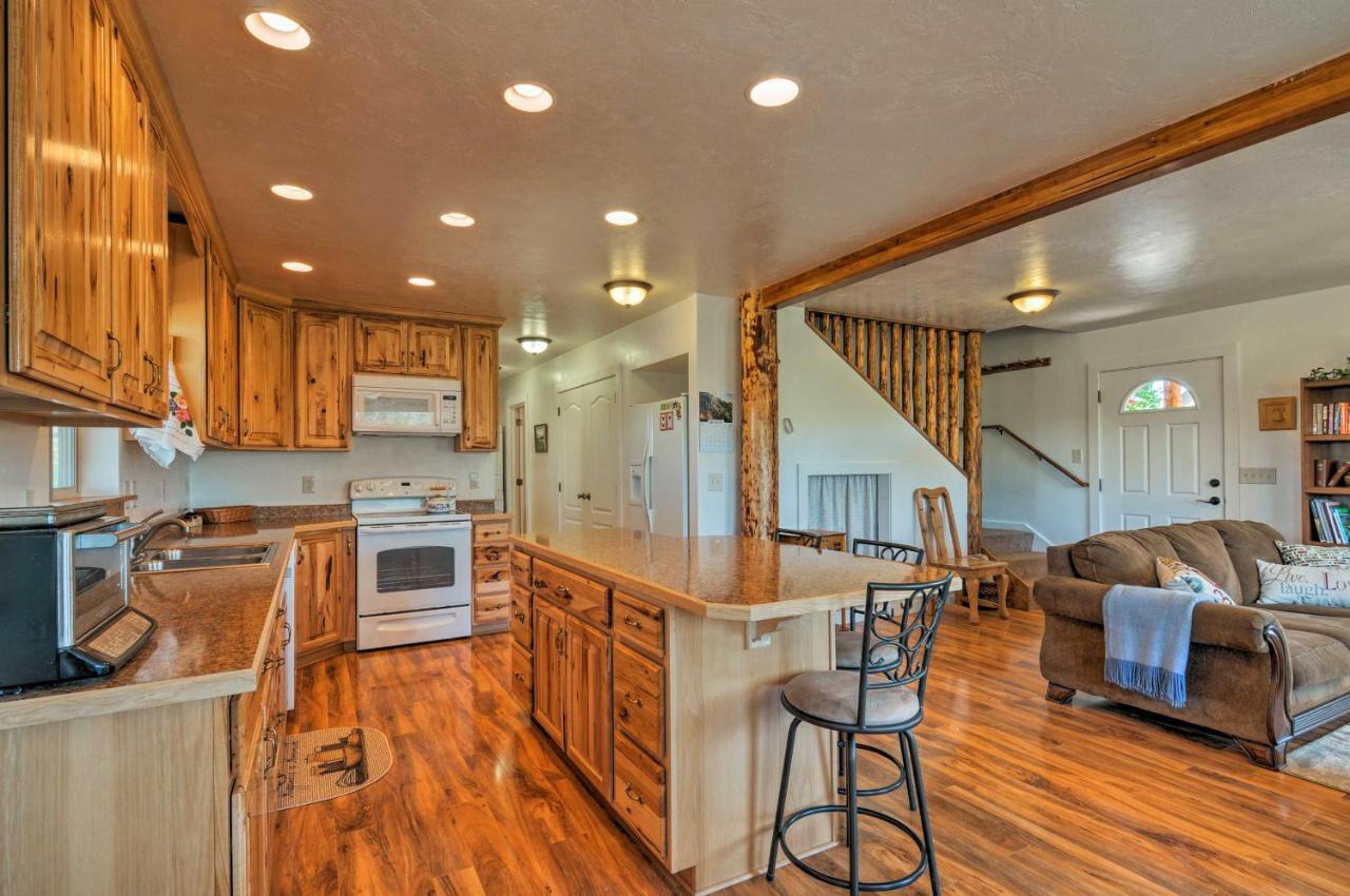 Cozy Henrieville Cabin 18 Mi To Bryce Canyon Np! מראה חיצוני תמונה